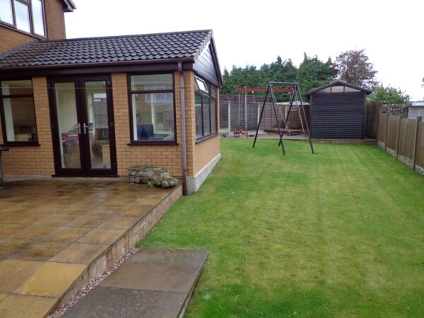 Castledine Grove, Longton, Stoke On Trent, ST3 1TY