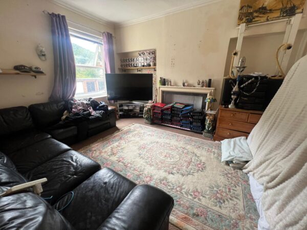 Chester Road, Helsby, Frodsham, WA6 0PW