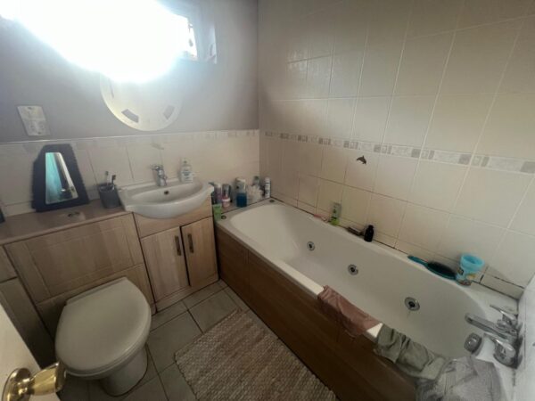 Heaton Close, Burscough, Ormskirk, L40 7UL