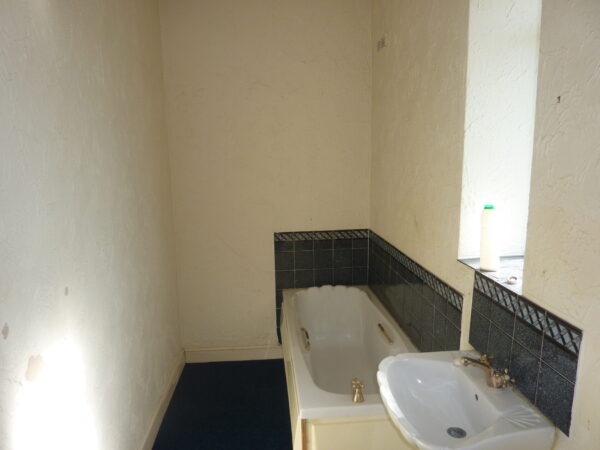 Britannia Road, Huddersfield, HD3 4QQ
