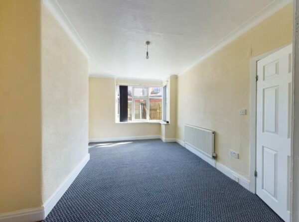 England Avenue, Bispham, Blackpool FY2 9JG