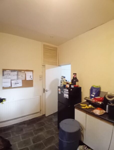 Wyndale Road, Oldham OL8 3DB