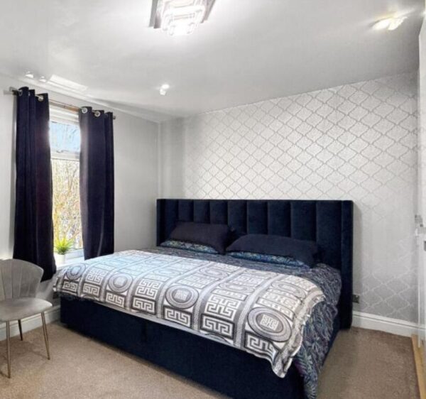 Manor Farm Road, Birmingham, B11 2HX