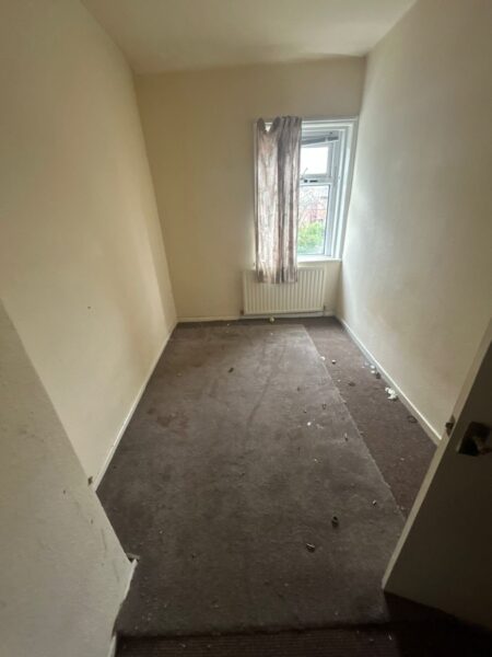 Wyndale Road, Oldham OL8 3DB