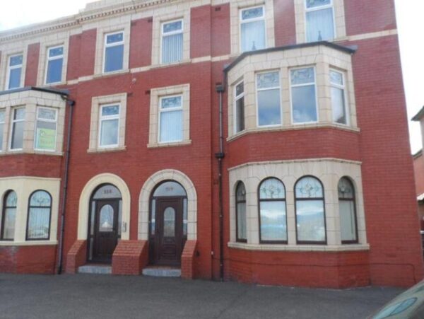 Queens Promenade, Thornton-Cleveleys, FY5 1PQ