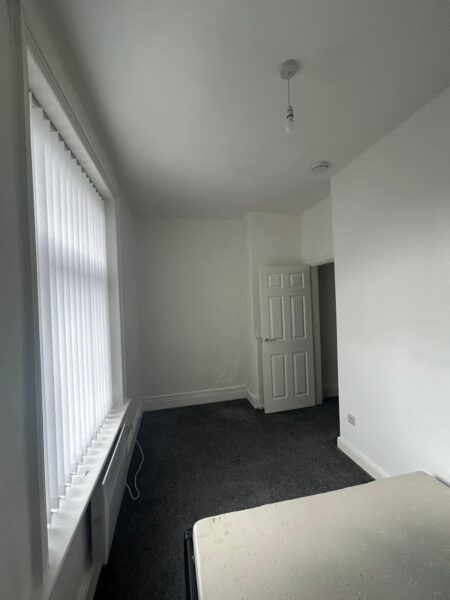 Market Street, Shaw, OL2 8NH