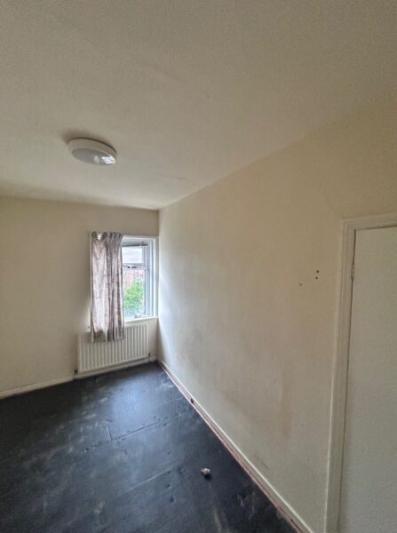 Wyndale Road, Oldham OL8 3DB