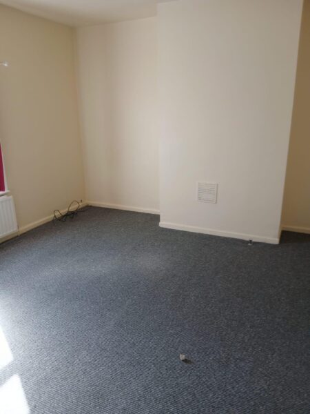 Wyndale Road, Oldham OL8 3DB