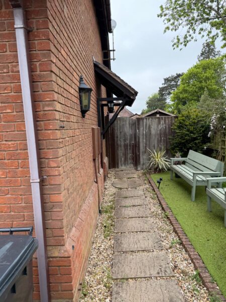 Beechurst Gardens, Albrighton, Wolverhampton, WV7 3LT