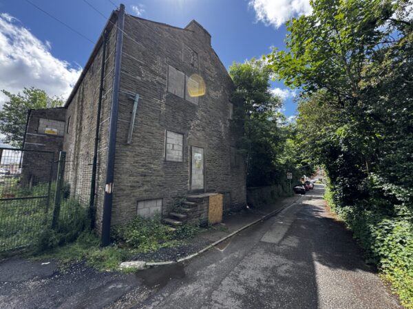 Farmhouse and Barn, Silver Hill Farm, Rochdale, OL16 4PT