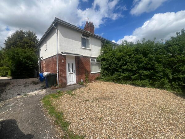 Woodlands Road, Woodlands, Doncaster, DN6 7JY