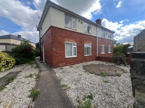 Rotherham Road, Great Houghton, Barnsley, S72 0DG