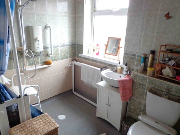 Calgary Avenue, Blackburn, BB2 7DS