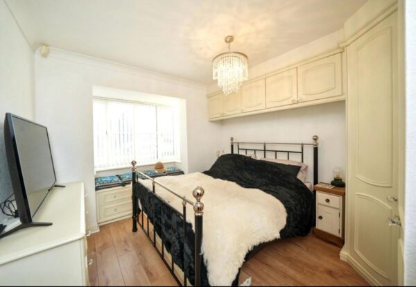 Beechurst Gardens, Albrighton, Wolverhampton, WV7 3LT