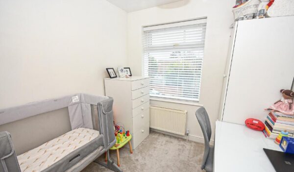 Half Acre Road, Bamford, Rochdale, OL11 4DF