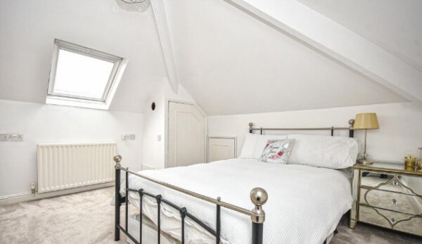 Half Acre Road, Bamford, Rochdale, OL11 4DF