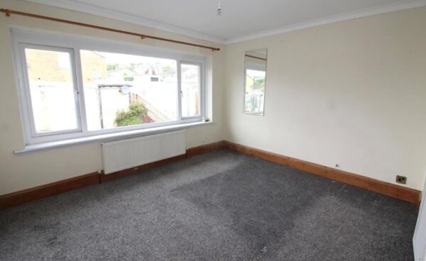 Woodfield Crescent, Blackwood, NP12 0BX