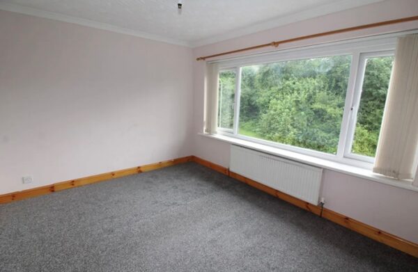 Woodfield Crescent, Blackwood, NP12 0BX
