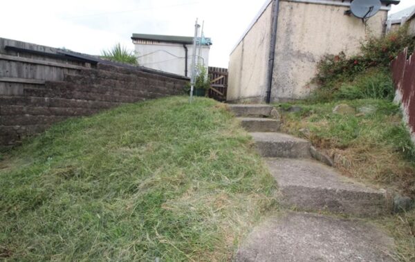 Woodfield Crescent, Blackwood, NP12 0BX